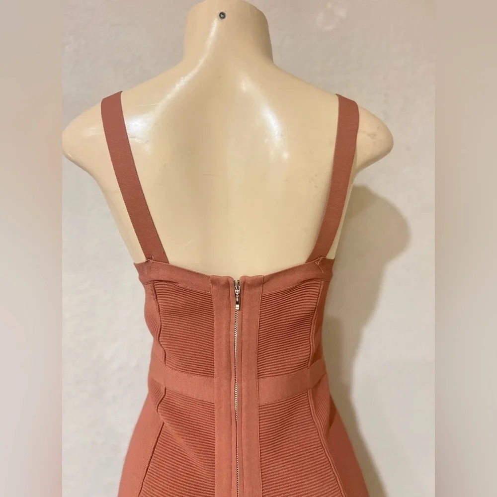 BARDOT Katy Mixed Stitch Sweater Dress In Chestnut US 6
